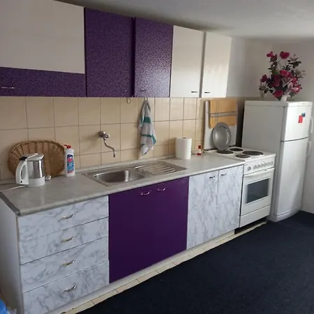 Guest House Visoko Apartament *